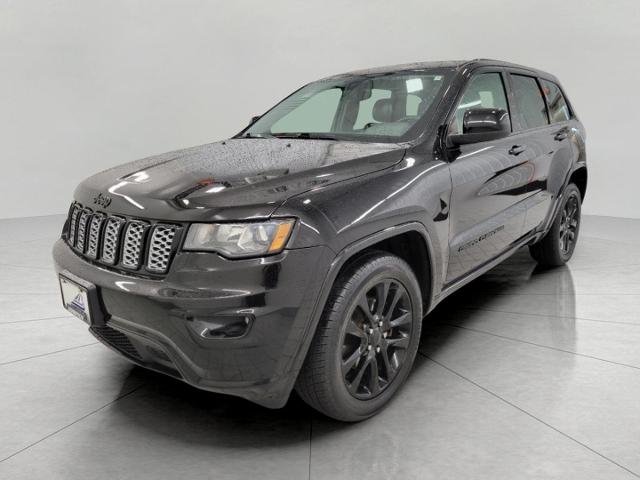 2017 Jeep Grand Cherokee Vehicle Photo in GREEN BAY, WI 54303-3330