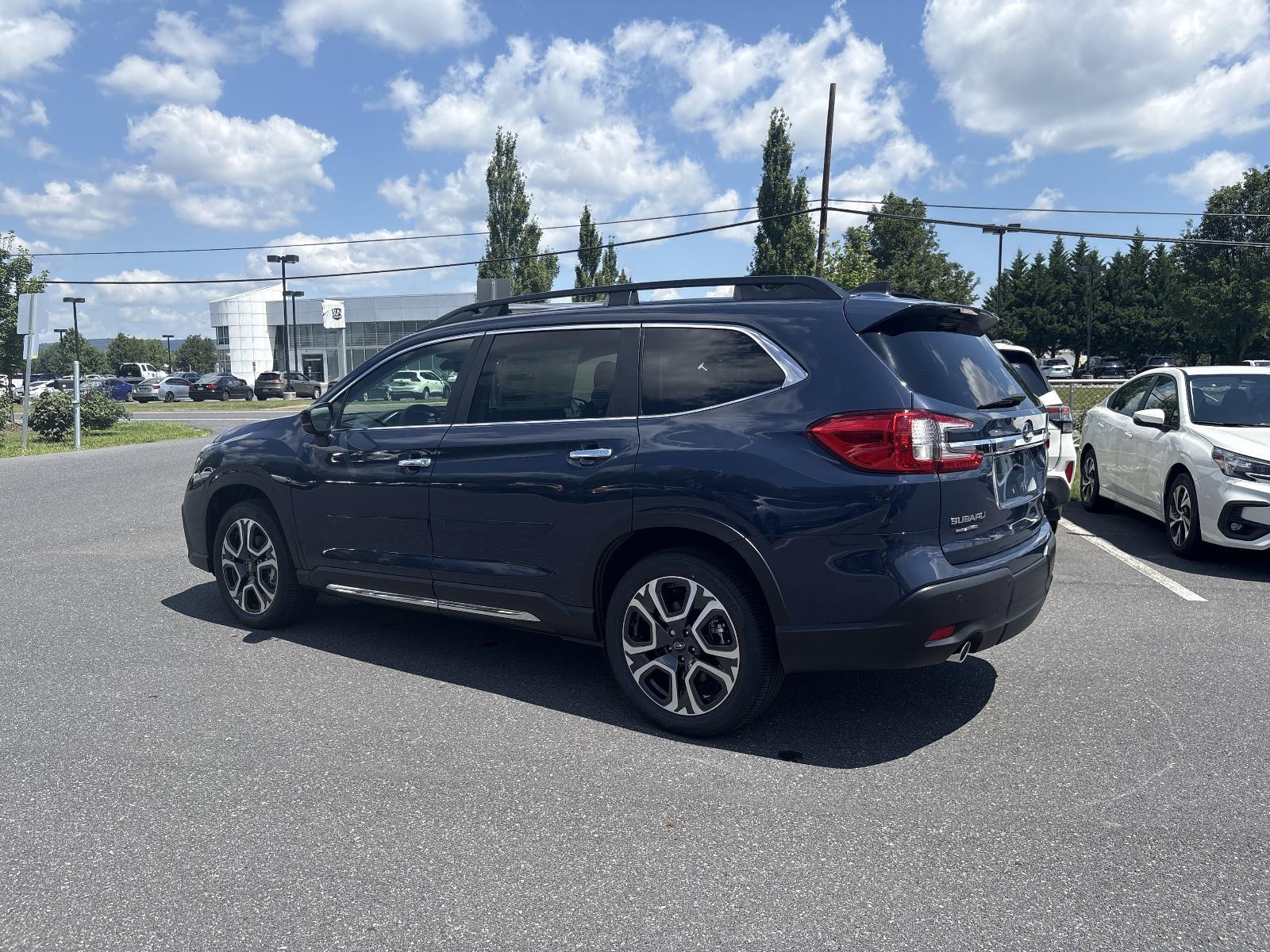 2025 Subaru Ascent Vehicle Photo in Mechanicsburg, PA 17050