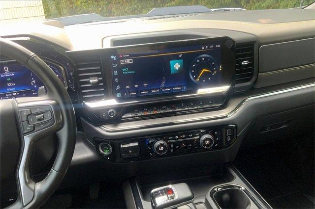 2024 Chevrolet Silverado 1500 Vehicle Photo in KANSAS CITY, MO 64114-4545