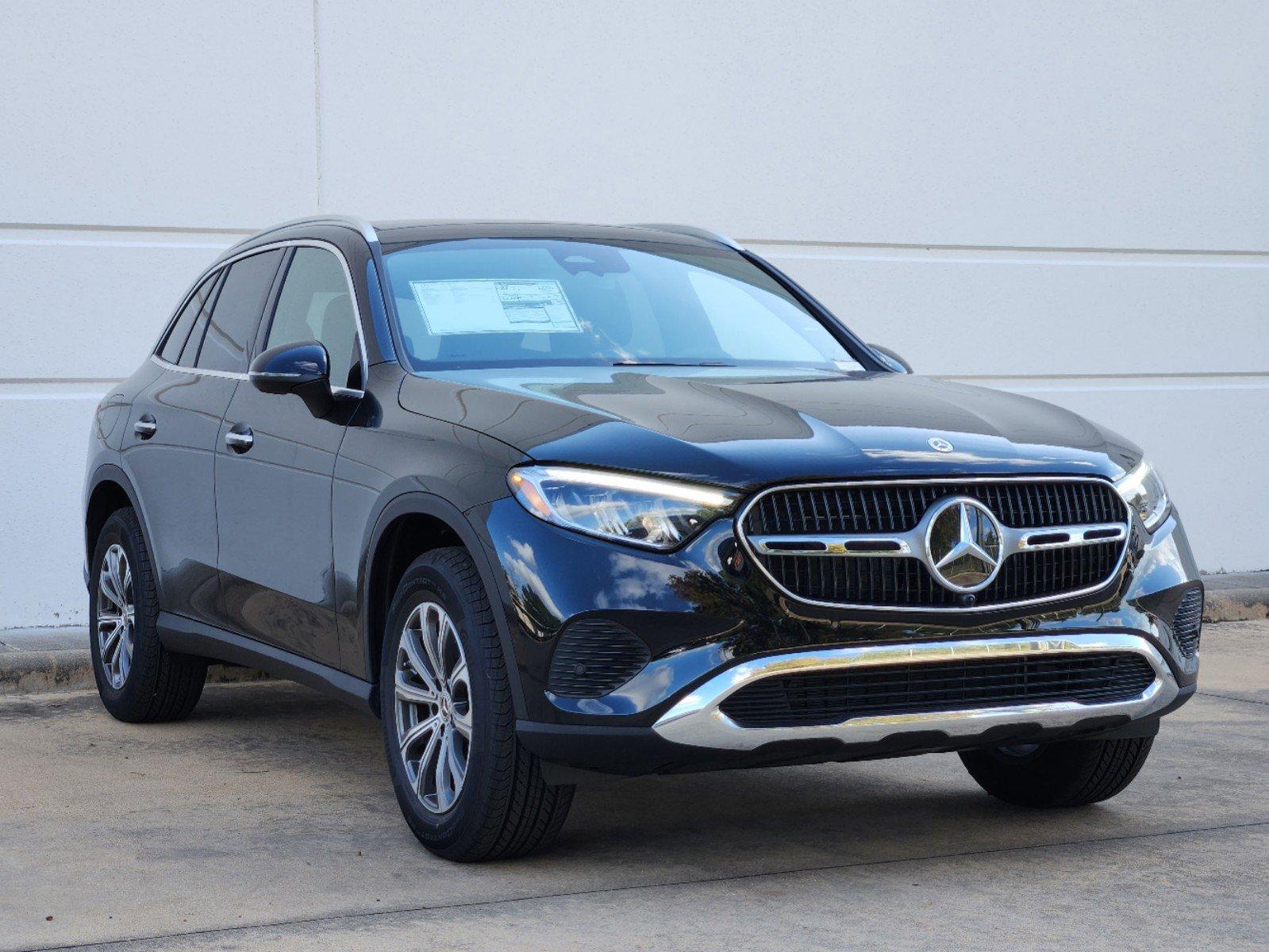 2025 Mercedes-Benz GLC Vehicle Photo in HOUSTON, TX 77079