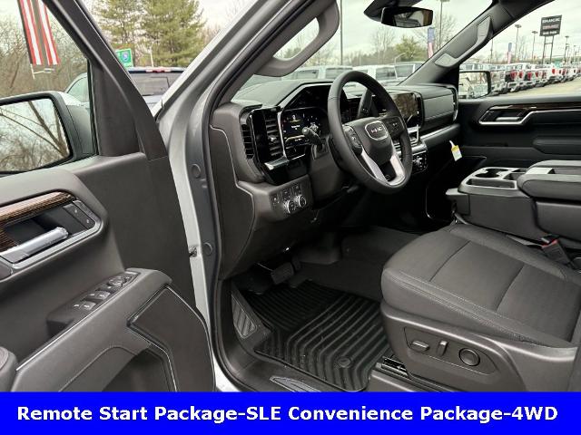 2025 GMC Sierra 1500 Vehicle Photo in CHICOPEE, MA 01020-5001