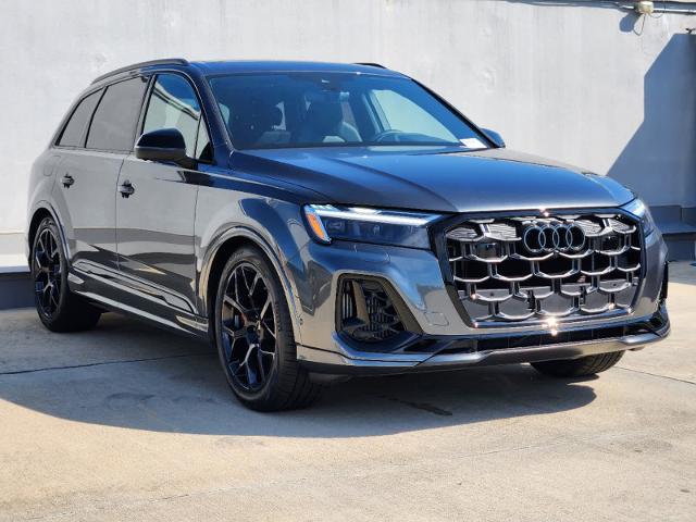 2025 Audi SQ7 Vehicle Photo in SUGAR LAND, TX 77478