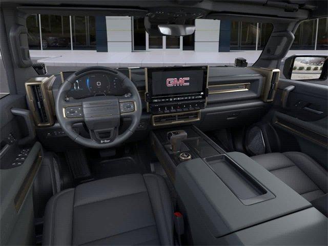 2024 GMC HUMMER EV SUV Vehicle Photo in COLLIERVILLE, TN 38017-9006