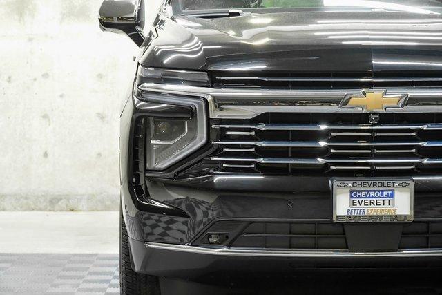 2025 Chevrolet Suburban Vehicle Photo in EVERETT, WA 98203-5662