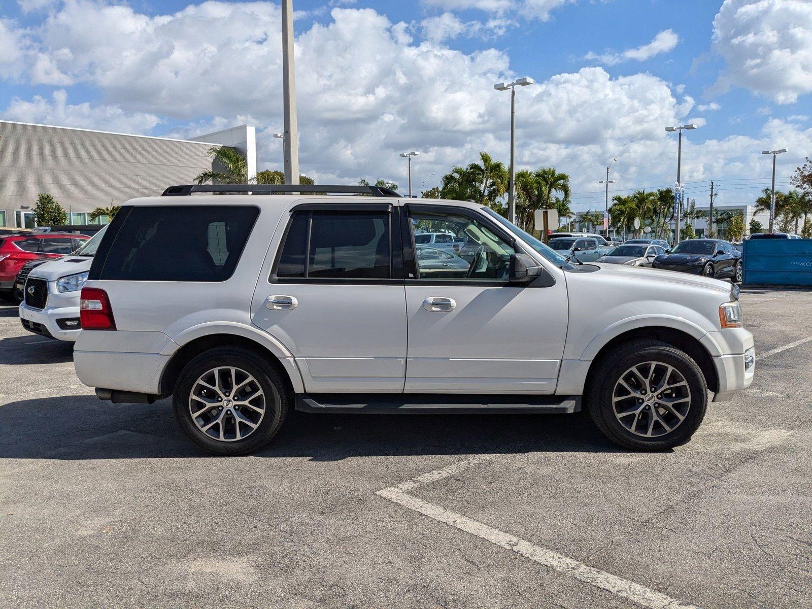 2017 Ford Expedition Vehicle Photo in Miami, FL 33015