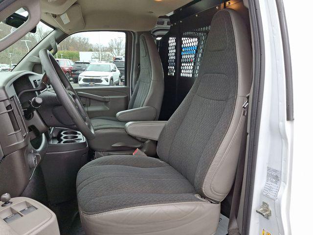 2022 GMC Savana Cargo 2500 Vehicle Photo in DANBURY, CT 06810-5034