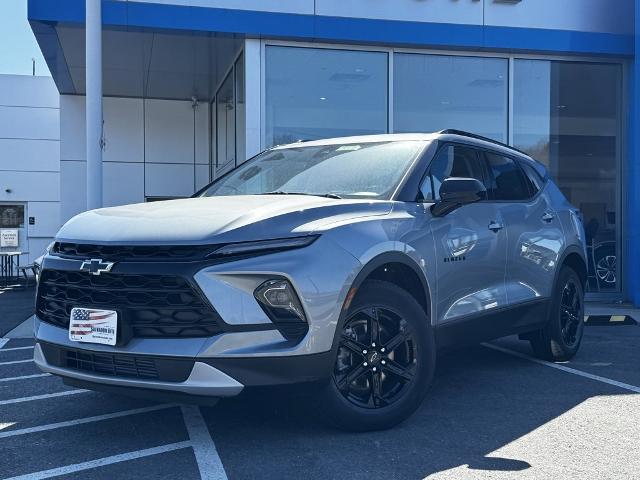 2025 Chevrolet Trax Vehicle Photo in GARDNER, MA 01440-3110