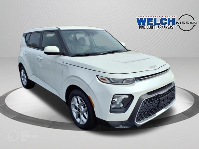 Used 2022 Kia Soul LX with VIN KNDJ23AU4N7165971 for sale in Pine Bluff, AR