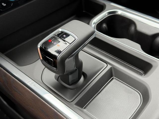 2025 GMC Sierra 1500 Vehicle Photo in COLUMBIA, MO 65203-3903