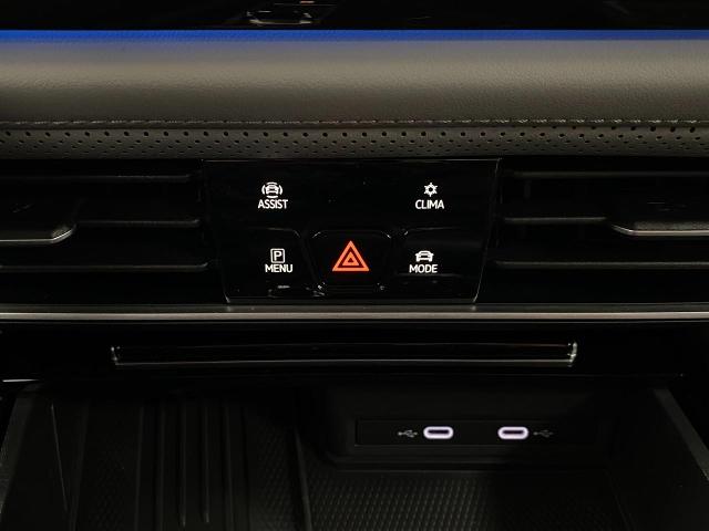 2025 Volkswagen Atlas Vehicle Photo in Appleton, WI 54913