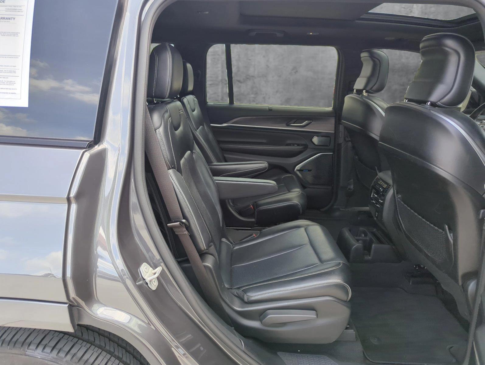 2021 Jeep Grand Cherokee L Vehicle Photo in Pembroke Pines, FL 33027