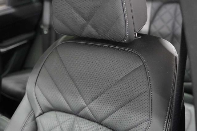 2024 BMW X5 M60i Vehicle Photo in GRAPEVINE, TX 76051