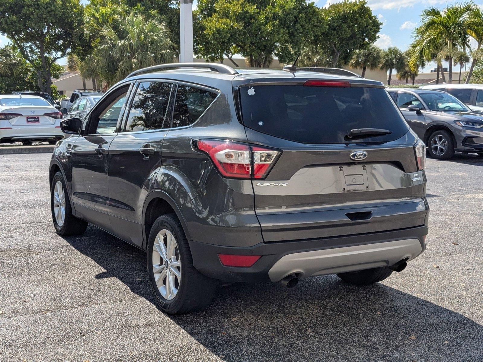 2018 Ford Escape Vehicle Photo in Miami, FL 33015