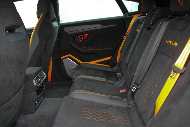 2024 Lamborghini Urus Vehicle Photo in SUGAR LAND, TX 77478