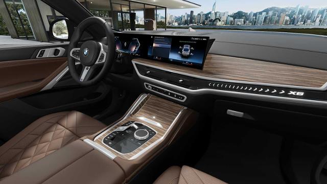 2026 BMW X6 xDrive40i Vehicle Photo in GRAPEVINE, TX 76051