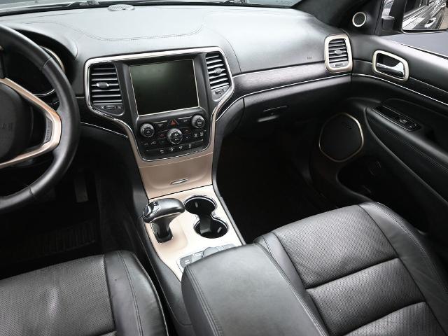 2015 Jeep Grand Cherokee Vehicle Photo in Cedar Rapids, IA 52402