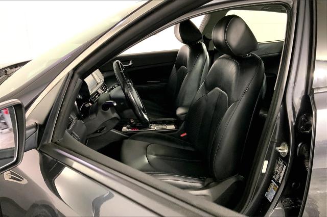 2017 Kia Optima Vehicle Photo in Lees Summit, MO 64086