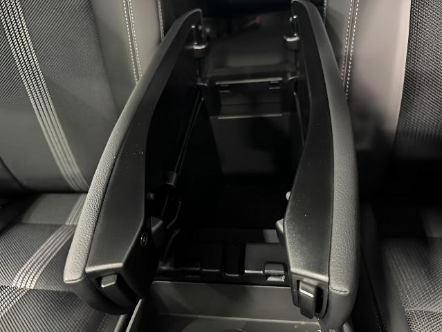 2025 Mazda CX-50 Vehicle Photo in Green Bay, WI 54304