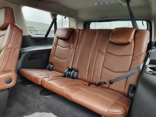2018 Cadillac Escalade ESV Vehicle Photo in GREEN BAY, WI 54304-5303