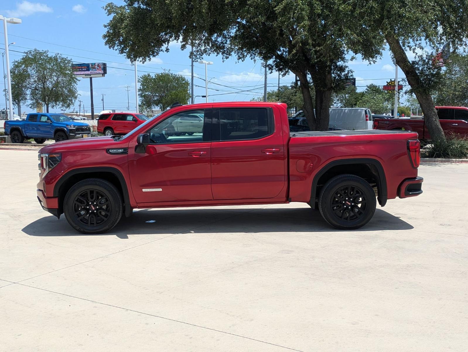 2023 GMC Sierra 1500 Vehicle Photo in SELMA, TX 78154-1460