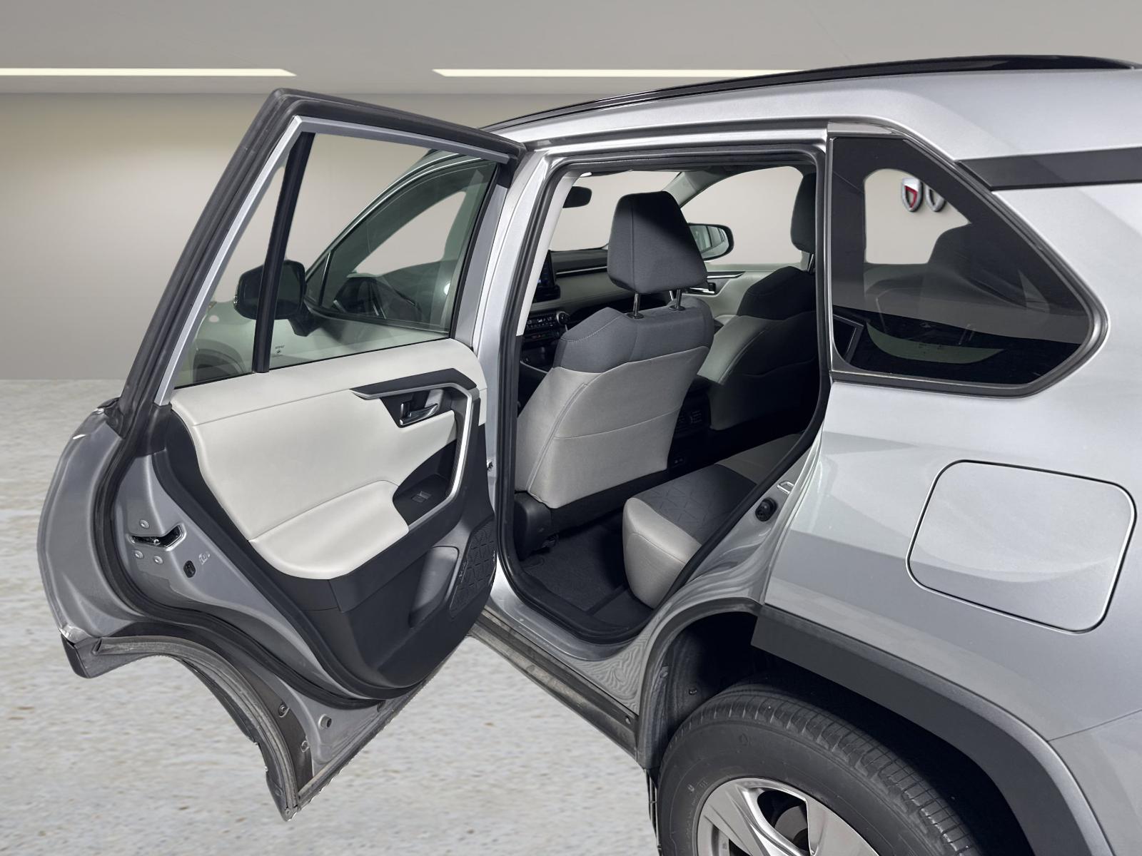 2022 Toyota RAV4 Vehicle Photo in GEORGETOWN, TX 78626-7508