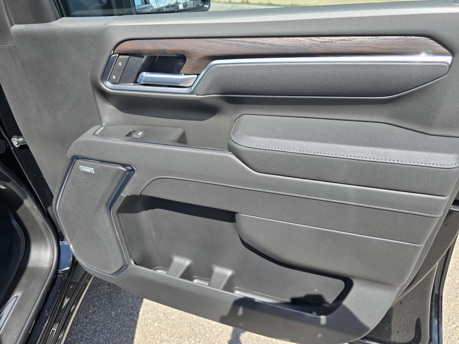2025 GMC Sierra 2500 HD Vehicle Photo in Rolla, MO 65401
