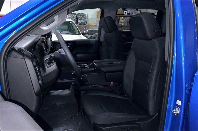 2025 Chevrolet Silverado 1500 Vehicle Photo in KANSAS CITY, MO 64114-4502