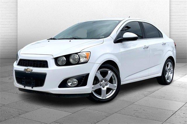 2016 Chevrolet Sonic Vehicle Photo in KANSAS CITY, MO 64114-4502