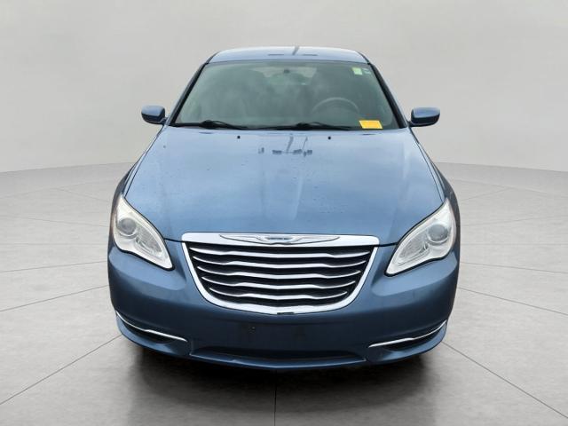 2011 Chrysler 200 Vehicle Photo in GREEN BAY, WI 54303-3330