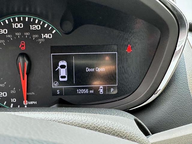 2022 Chevrolet Trax Vehicle Photo in Roslyn, NY 11576