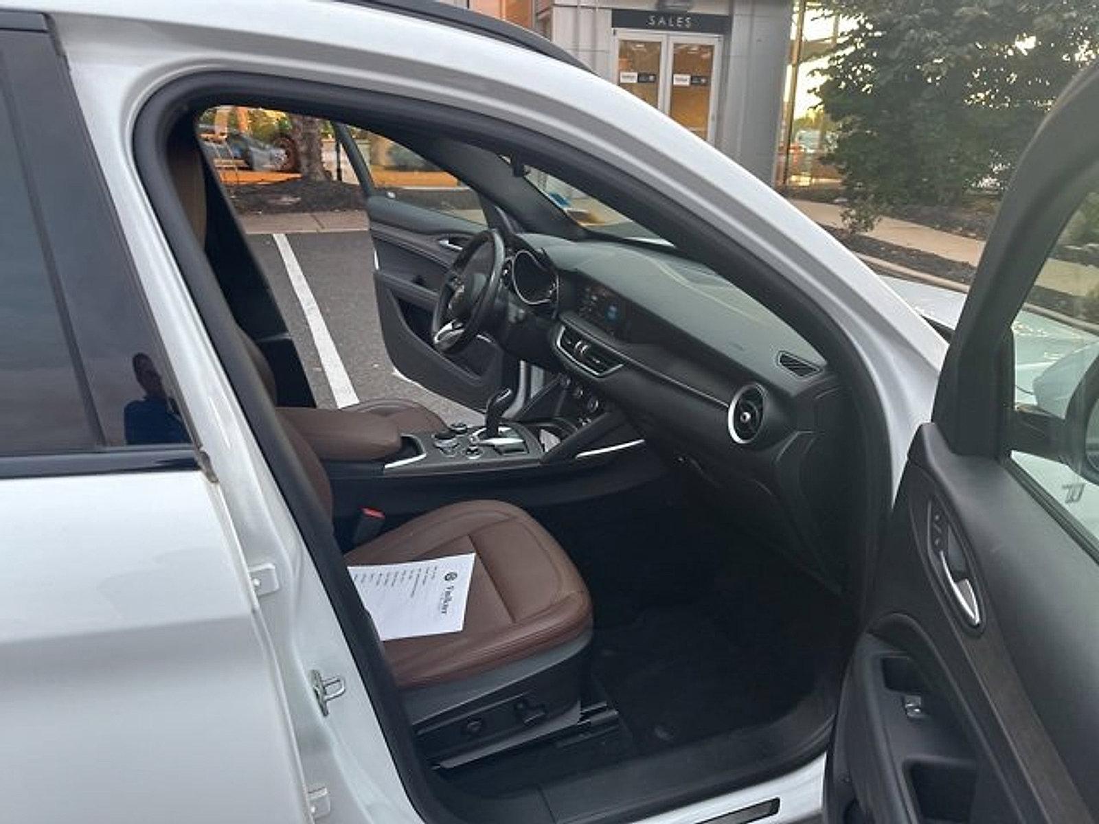 2022 Alfa Romeo Stelvio Vehicle Photo in Willow Grove, PA 19090