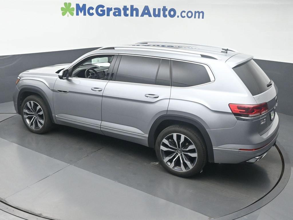 2023 Volkswagen Atlas Vehicle Photo in Marion, IA 52302