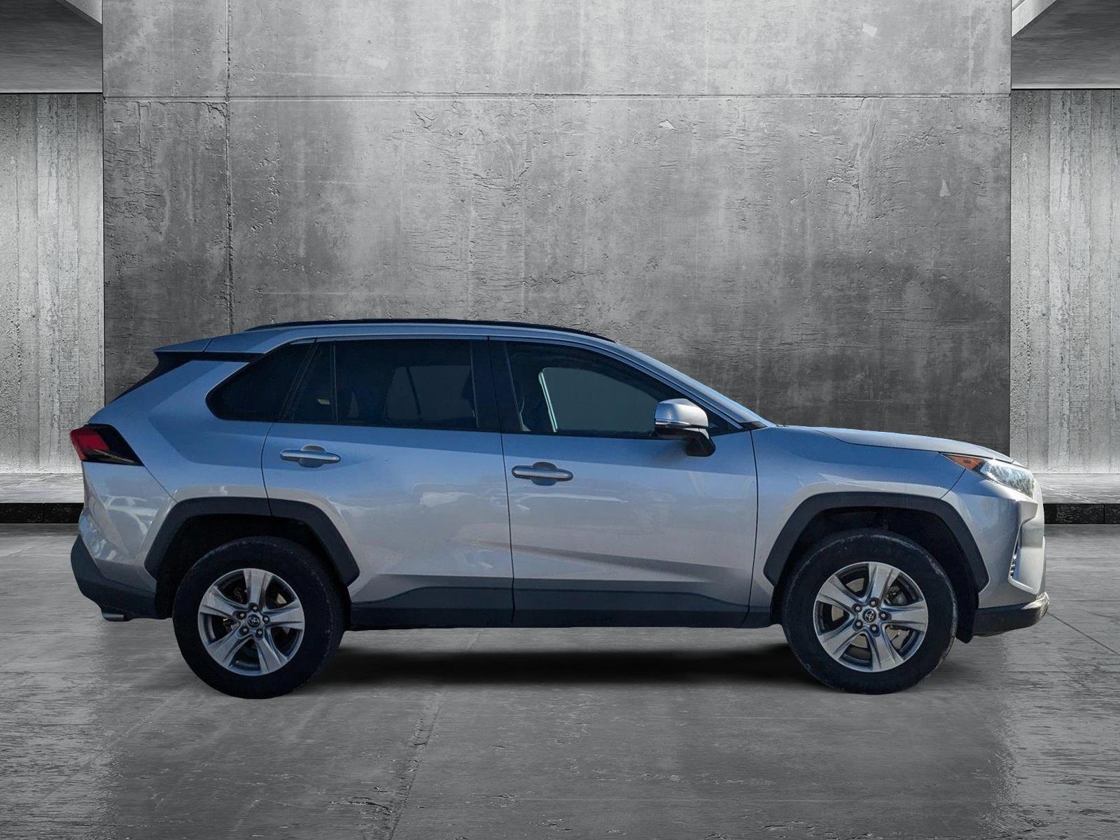 2019 Toyota RAV4 Vehicle Photo in Winter Park, FL 32792