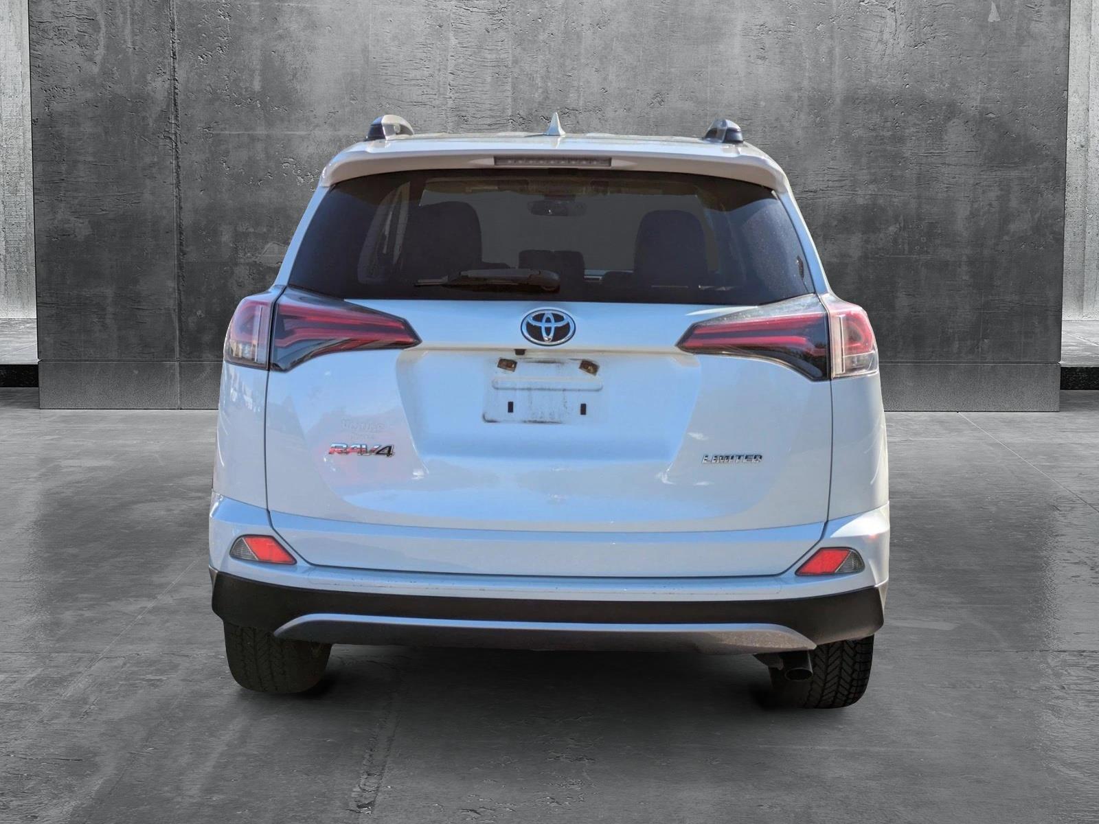 2018 Toyota RAV4 Vehicle Photo in Clearwater, FL 33761