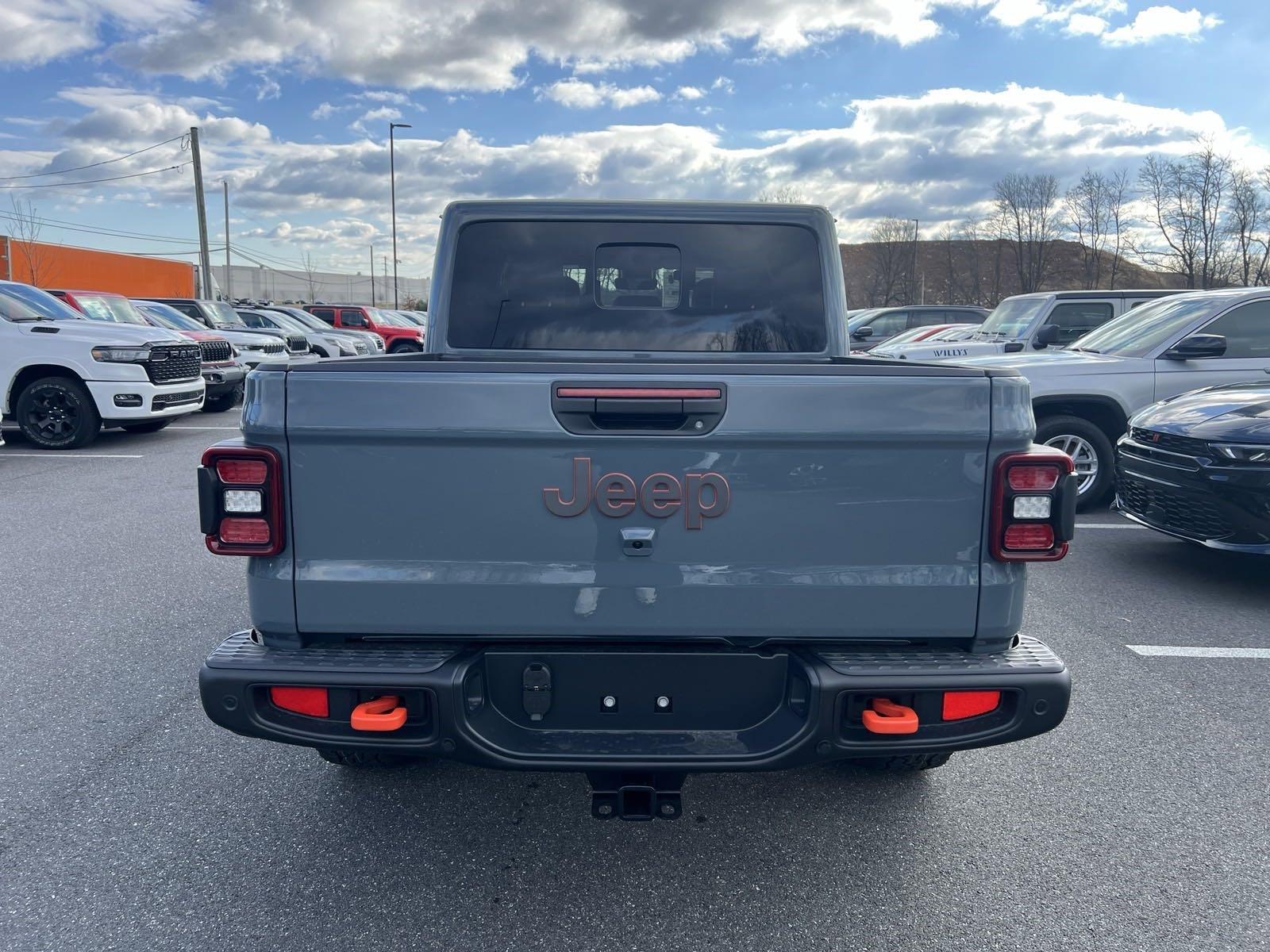 2025 Jeep Gladiator Vehicle Photo in Mechanicsburg, PA 17050-1707