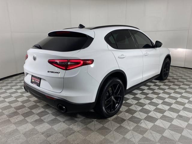 2019 Alfa Romeo Stelvio Vehicle Photo in MEDINA, OH 44256-9001