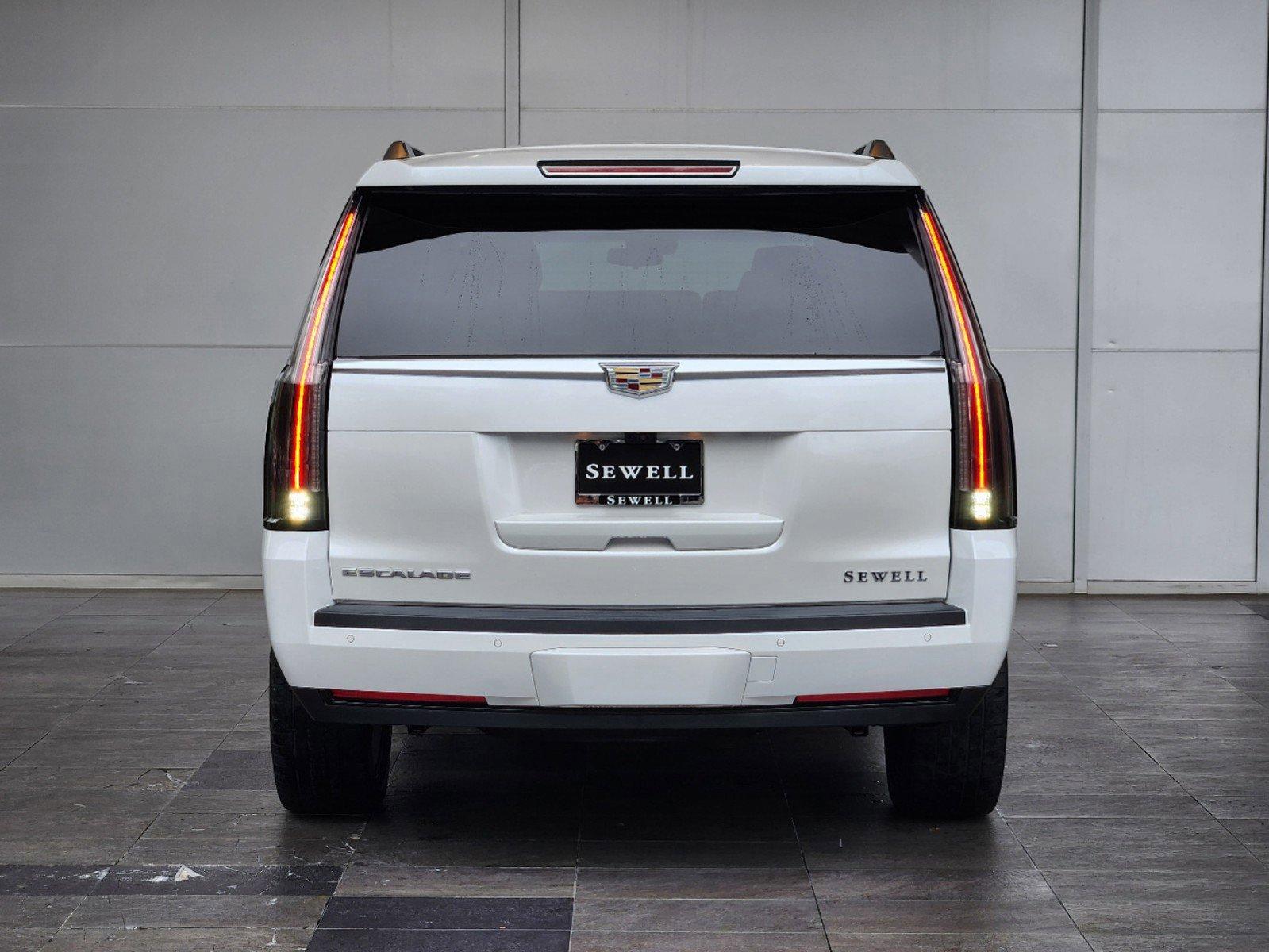 2018 Cadillac Escalade Vehicle Photo in HOUSTON, TX 77079-1502