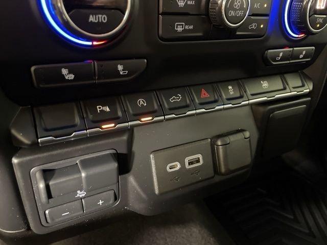 2020 Chevrolet Silverado 1500 Vehicle Photo in PHOENIX, AZ 85014-3381