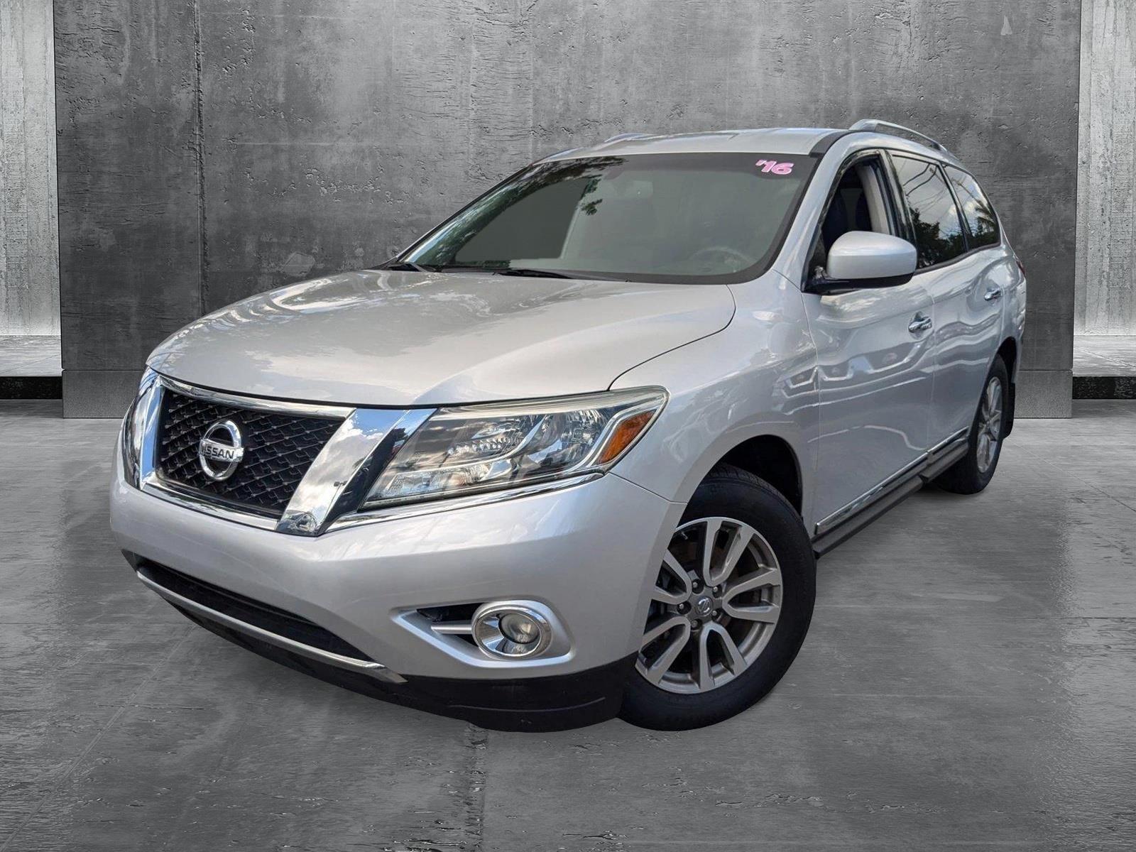 2016 Nissan Pathfinder Vehicle Photo in WEST PALM BEACH, FL 33407-3296