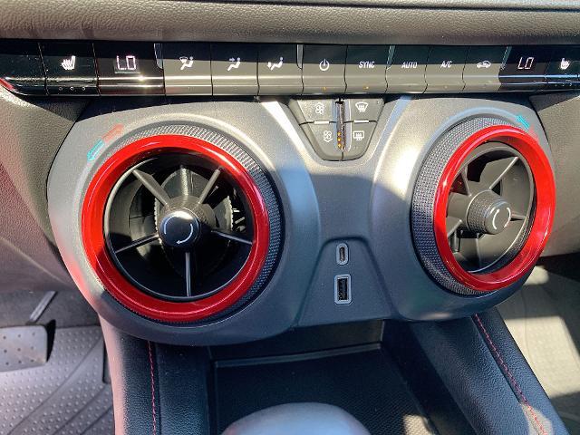 2022 Chevrolet Blazer Vehicle Photo in MOON TOWNSHIP, PA 15108-2571