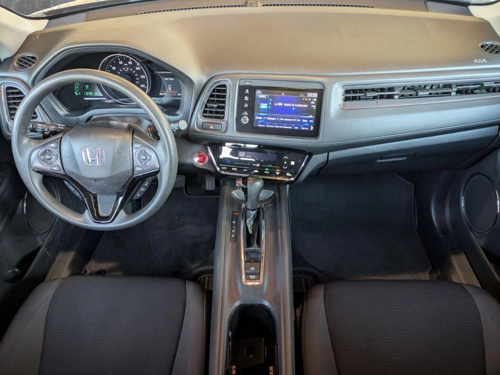 2021 Honda HR-V Vehicle Photo in Valencia, CA 91355-1794