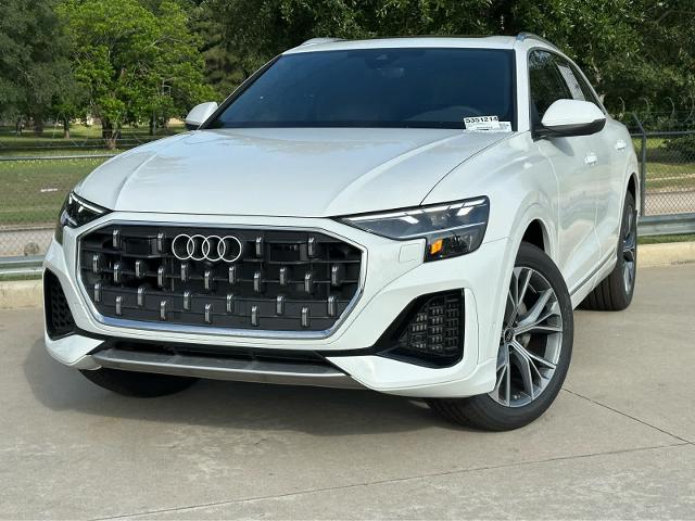 2025 Audi Q8 Vehicle Photo in HOUSTON, TX 77090