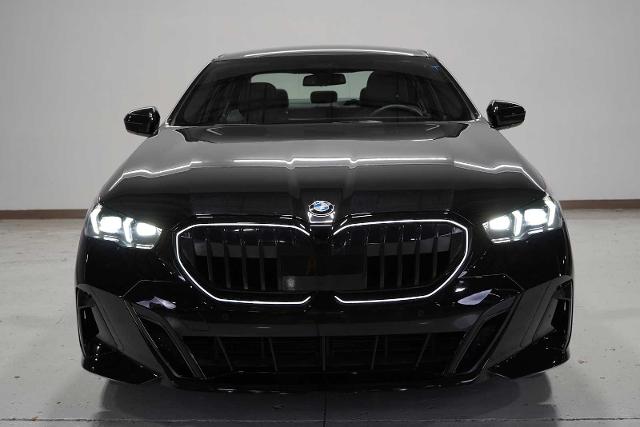 2024 BMW 530i Vehicle Photo in GRAPEVINE, TX 76051