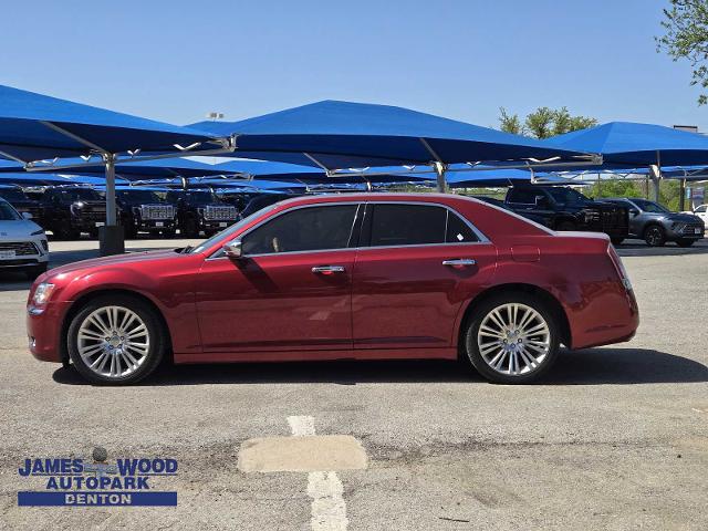 2014 Chrysler 300 Vehicle Photo in DENTON, TX 76210-9321