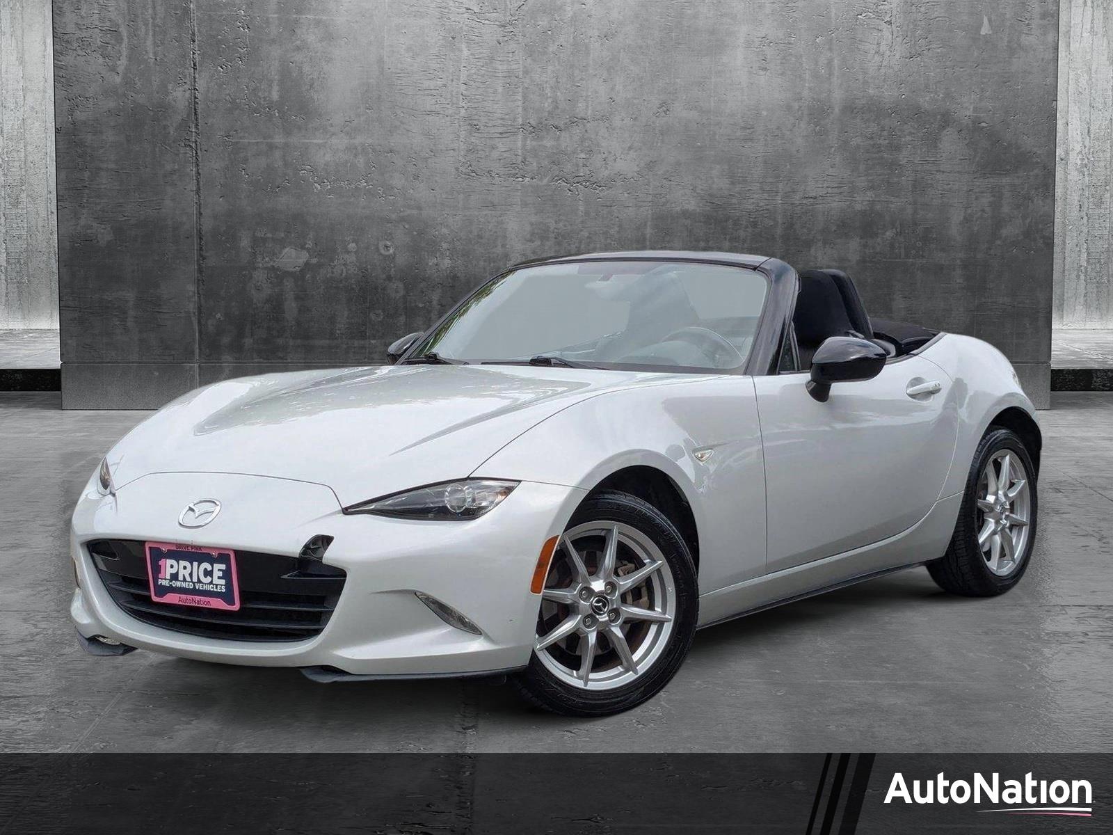 2017 Mazda MX-5 Miata Vehicle Photo in Valencia, CA 91355