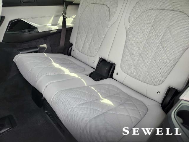 2026 BMW X7 xDrive40i Vehicle Photo in PLANO, TX 75024