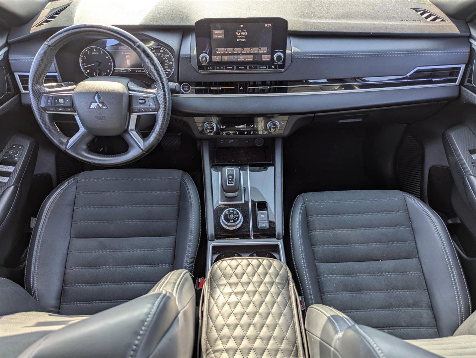 2022 Mitsubishi Outlander Vehicle Photo in Ft. Myers, FL 33907