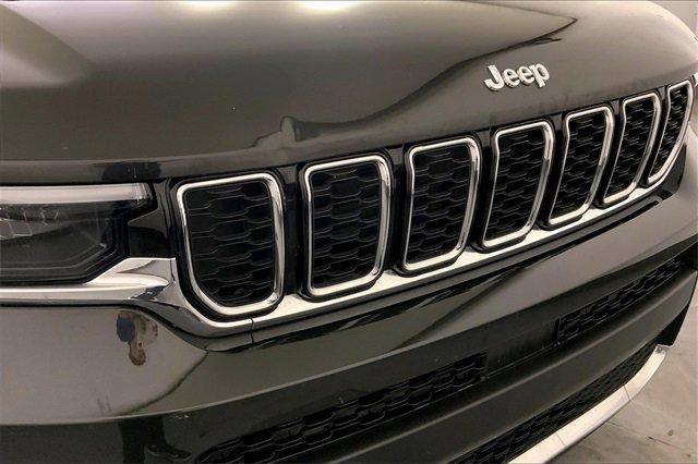 2022 Jeep Grand Cherokee L Vehicle Photo in INDEPENDENCE, MO 64055-1314