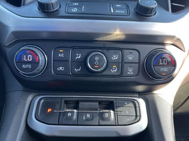 2023 GMC Acadia Vehicle Photo in GREEN BAY, WI 54304-5303