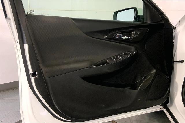 2021 Chevrolet Malibu Vehicle Photo in Lees Summit, MO 64086
